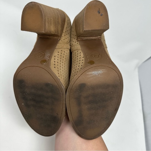 Lucky Brand  Larise Peep Toe Shoe Sesame Size 9 Womens - Picture 6 of 12